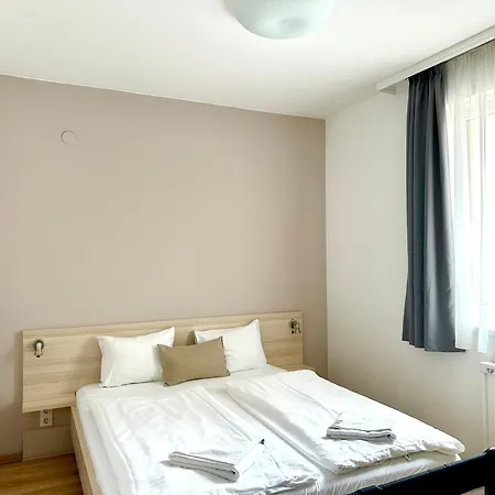 Prime - Premium 2 Bedroom Family With Balcony